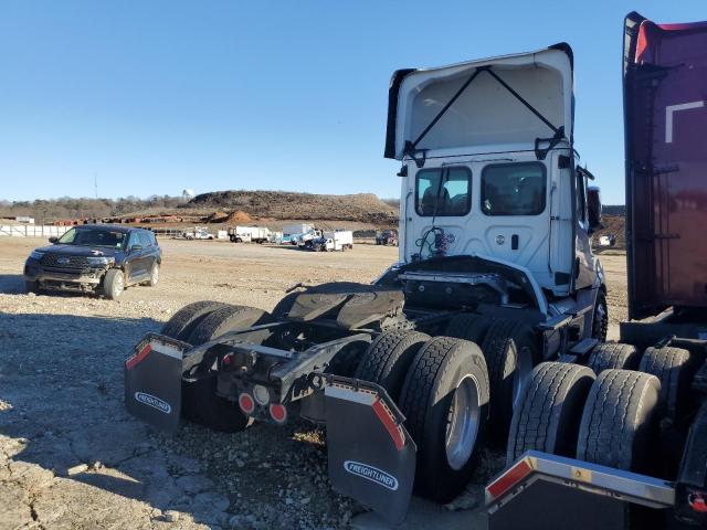 3AKJHLDV3PSNX8054 - 2023 FREIGHTLINER CASCADIA 1 WHITE photo 4