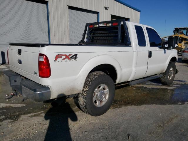 1FT7X2B60GEC00400 - 2016 FORD F250 SUPER DUTY WHITE photo 3