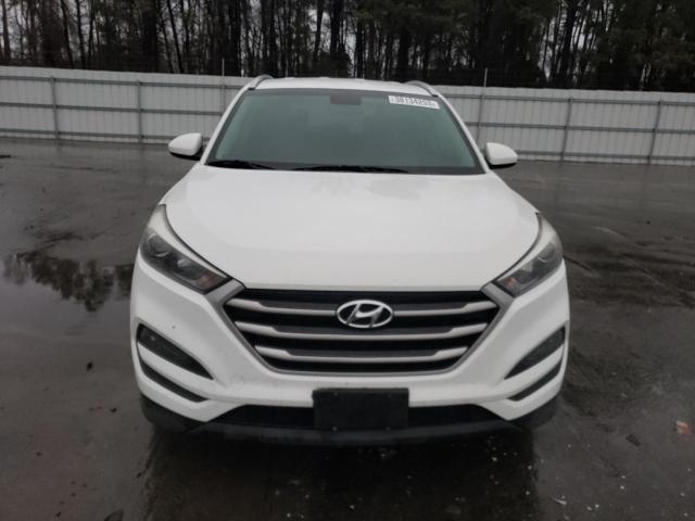 KM8J33A41HU430652 - 2017 HYUNDAI TUCSON LIMITED WHITE photo 5