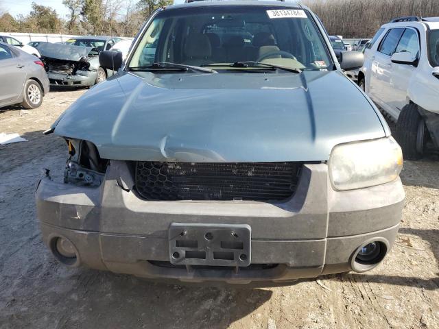 1FMYU03105KD28697 - 2005 FORD ESCAPE XLT BLUE photo 5