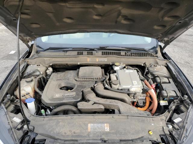 3FA6P0RU2JR150369 - 2018 FORD FUSION TITANIUM/PLATINUM HEV GRAY photo 11