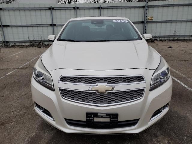 1G11H5SA8DF182848 - 2013 CHEVROLET MALIBU LTZ WHITE photo 5