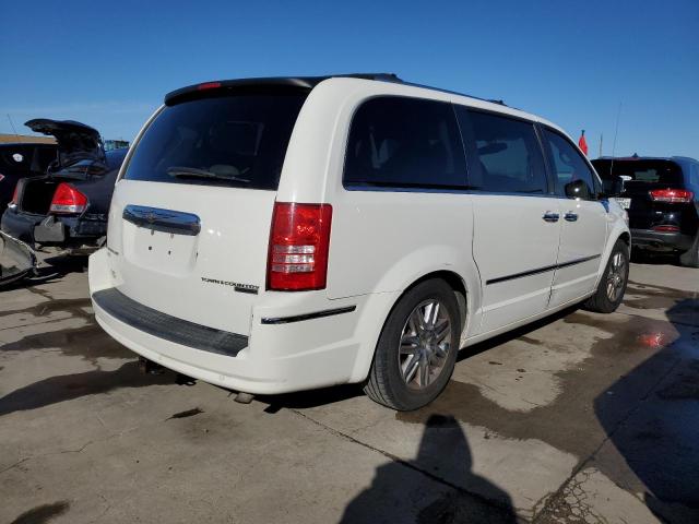 2A4RR6DX7AR137154 - 2010 CHRYSLER TOWN & COU LIMITED WHITE photo 3