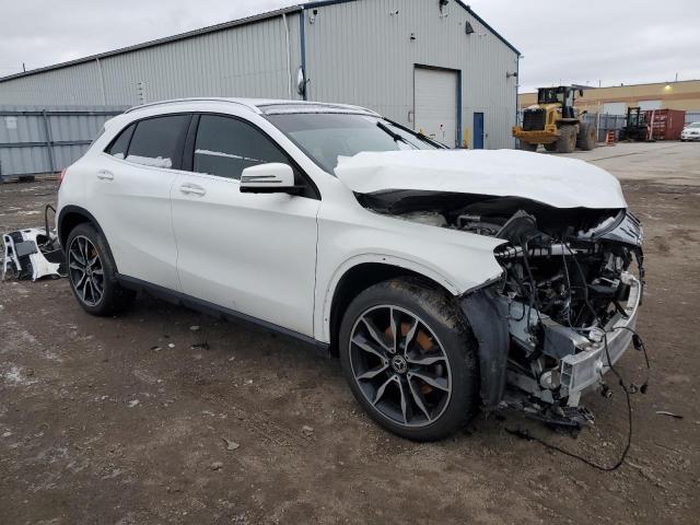 WDCTG4GB5JJ509675 - 2018 MERCEDES-BENZ GLA 250 4MATIC WHITE photo 4