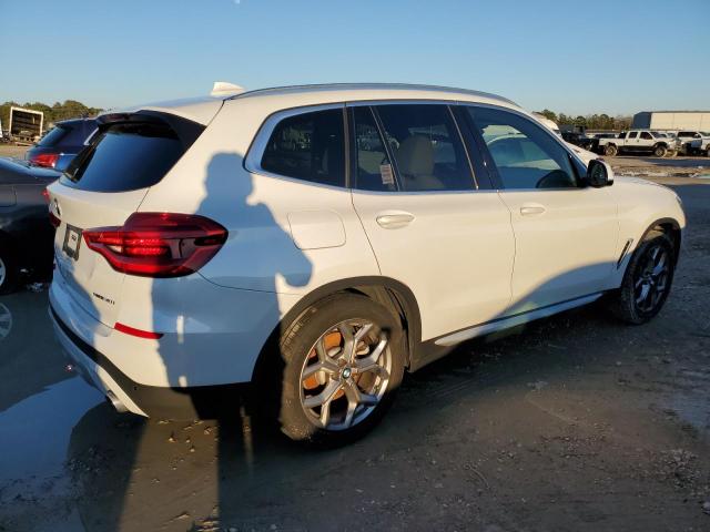 5UXTY3C02M9E14404 - 2021 BMW X3 SDRIVE30I WHITE photo 3