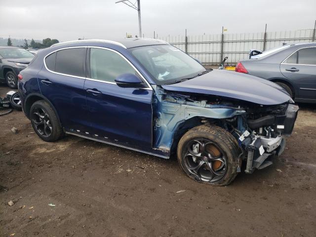 ZASPAKBN3K7C42671 - 2019 ALFA ROMEO STELVIO TI BLUE photo 4