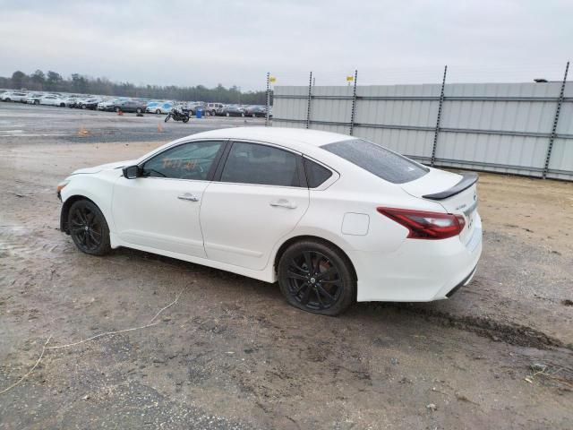 1N4AL3APXHC242044 - 2017 NISSAN ALTIMA 2.5 WHITE photo 2