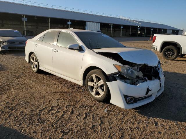 4T1BF1FK7DU226505 - 2013 TOYOTA CAMRY L WHITE photo 4