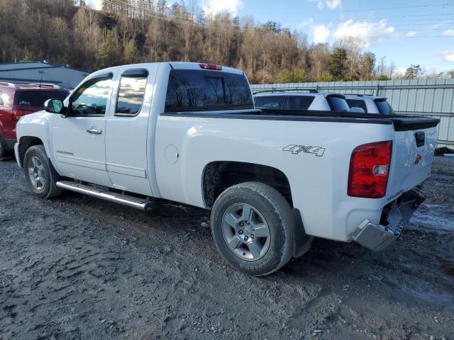 1GCRKTE79DZ111558 - 2013 CHEVROLET SILVERADO K1500 LTZ WHITE photo 2