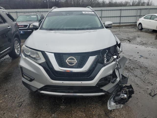 5N1AT2MV5HC776885 - 2017 NISSAN ROGUE SV SILVER photo 5