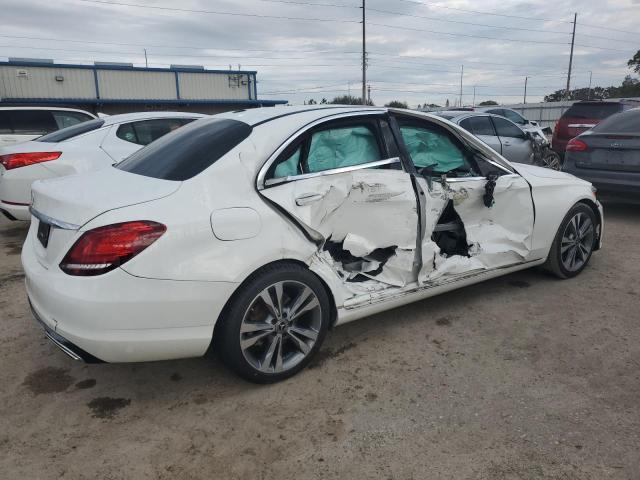 55SWF8DB7KU308496 - 2019 MERCEDES-BENZ C 300 WHITE photo 3