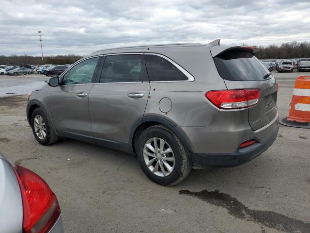 5XYPGDA55GG176915 - 2016 KIA SORENTO LX GRAY photo 2