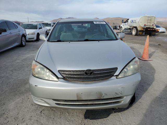 4T1BF32K04U068980 - 2004 TOYOTA CAMRY LE SILVER photo 5