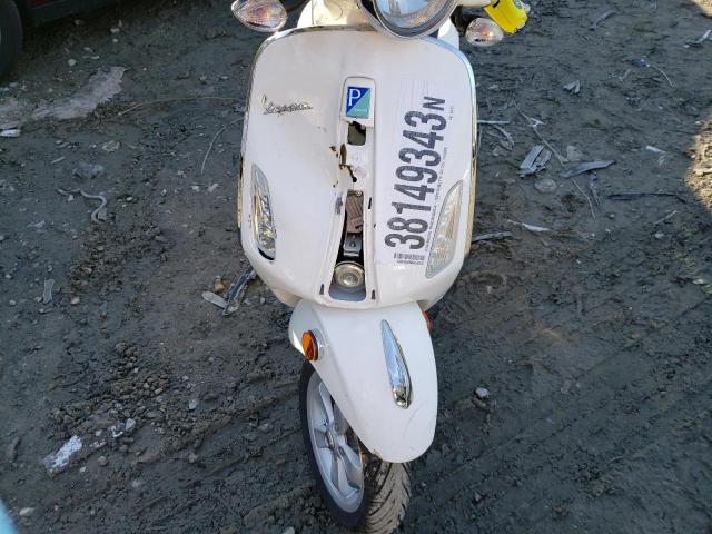 ZAPC536B4F5100766 - 2015 VESPA PRIMAVERA 50 4V IE WHITE photo 7