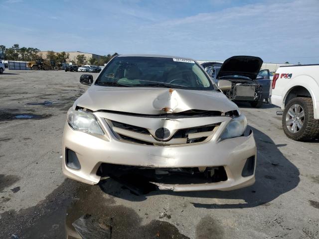2T1BU4EE5DC016795 - 2013 TOYOTA COROLLA BASE 金色 照片 5