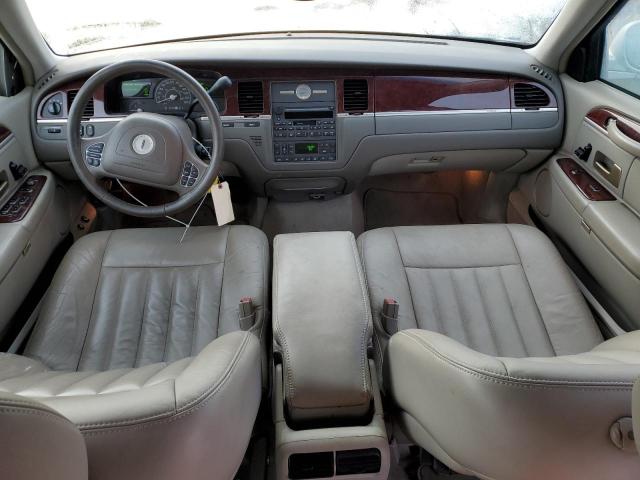 1LNHM81W44Y680111 - 2004 LINCOLN TOWN CAR EXECUTIVE SILVER photo 8