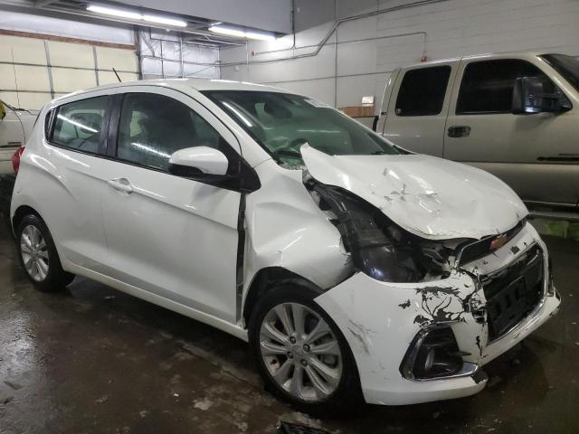 KL8CD6SA0JC467910 - 2018 CHEVROLET SPARK 1LT WHITE photo 4