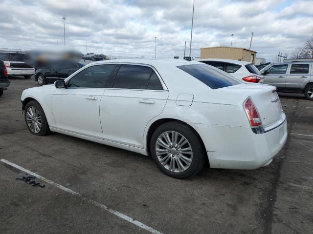 2C3CCARG7DH527985 - 2013 CHRYSLER 300 WHITE photo 2