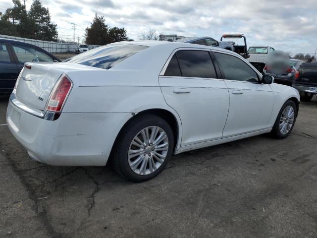 2C3CCARG7DH527985 - 2013 CHRYSLER 300 WHITE photo 3