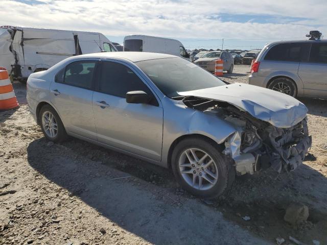 3FAHP0GA6CR225921 - 2012 FORD FUSION S SILVER photo 4