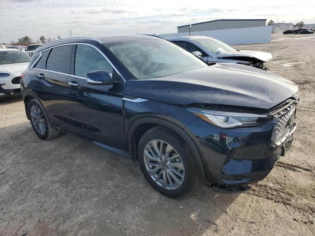 3PCAJ5BA0PF106884 - 2023 INFINITI QX50 LUXE BLUE photo 4