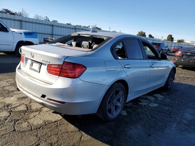 WBA3D5C56EKX98440 - 2014 BMW 328 D XDRIVE SILVER photo 3