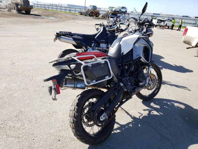 WB10B1500FZ493236 - 2015 BMW F800 GS ADVENTURE WHITE photo 4