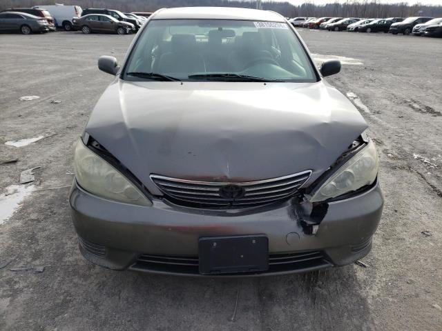 4T1BE32K85U551671 - 2005 TOYOTA CAMRY LE GRAY photo 5