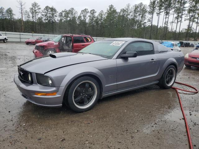 1ZVHT82H775365295 - 2007 FORD MUSTANG GT GRAY photo 1