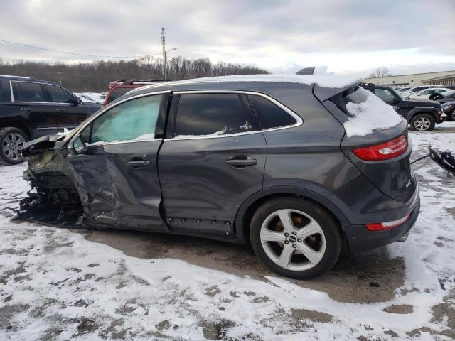 5LMCJ1C91HUL71708 - 2017 LINCOLN MKC PREMIERE GRAY photo 2