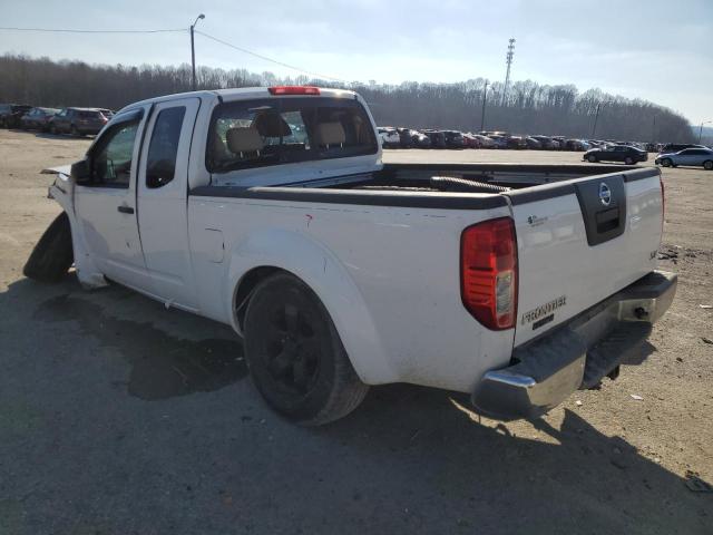 1N6AD0CUXBC405188 - 2011 NISSAN FRONTIER SV WHITE photo 2