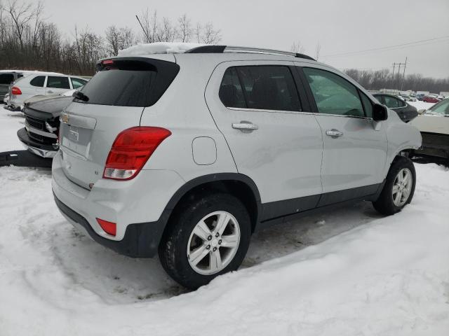 3GNCJPSB0KL247100 - 2019 CHEVROLET TRAX 1LT SILVER photo 3