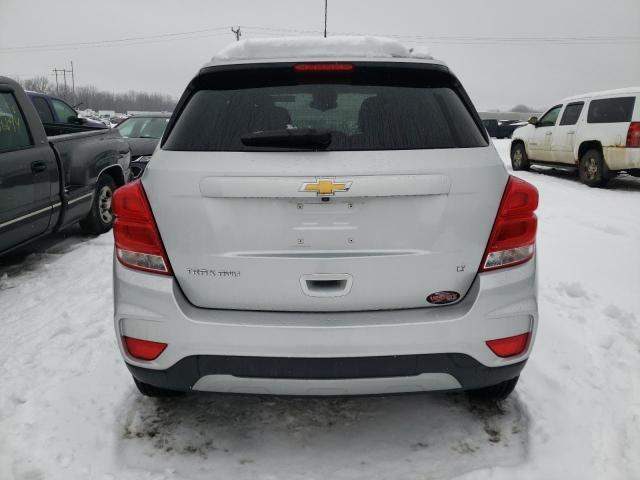 3GNCJPSB0KL247100 - 2019 CHEVROLET TRAX 1LT SILVER photo 6