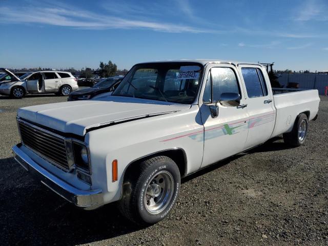 CCL246Z156174 - 1976 CHEVROLET C20 WHITE photo 2