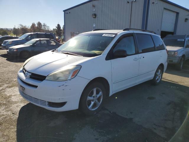 5TDZA23C54S066665 - 2004 TOYOTA SIENNA CE WHITE photo 1