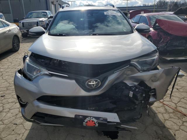 JTMWFREV5JD115933 - 2018 TOYOTA RAV4 ADVENTURE SILVER photo 5