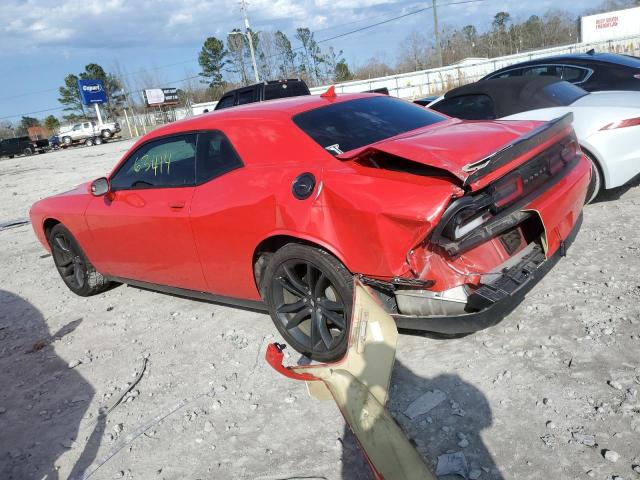 2C3CDZAG3JH171988 - 2018 DODGE CHALLENGER SXT RED photo 2