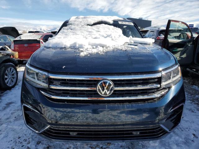 1V2PE2CA5MC232368 - 2021 VOLKSWAGEN ATLAS CROS SE BLUE photo 5