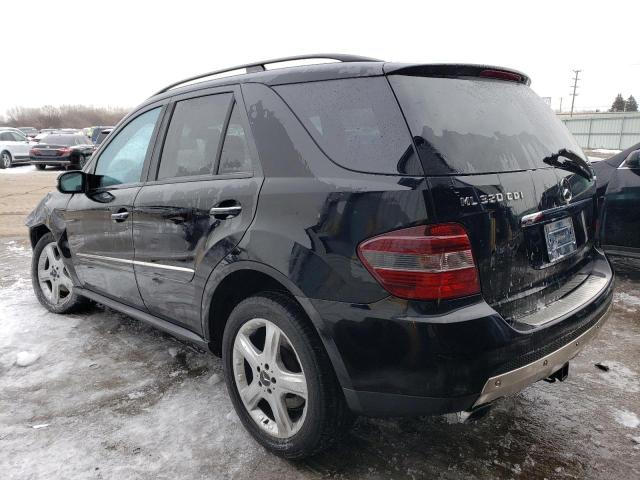 4JGBB22E48A329874 - 2008 MERCEDES-BENZ ML 320 CDI BLACK photo 2