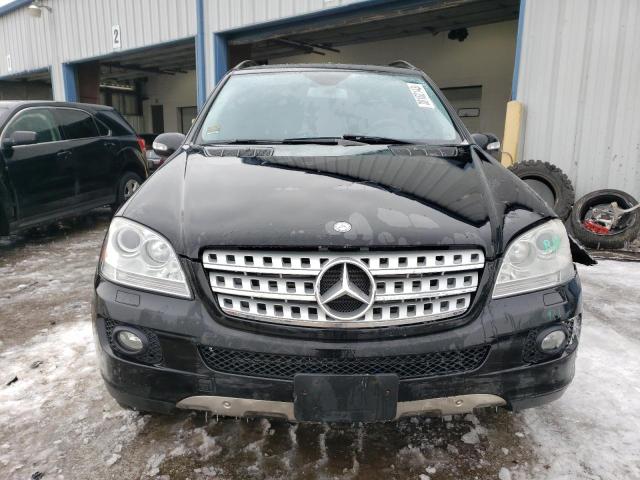 4JGBB22E48A329874 - 2008 MERCEDES-BENZ ML 320 CDI BLACK photo 5