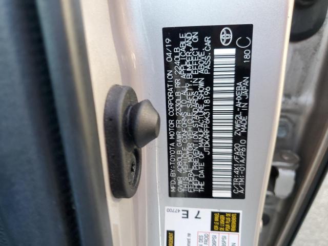 JTDKARFP6K3118196 - 2019 TOYOTA PRIUS PRIM 银色 照片 12