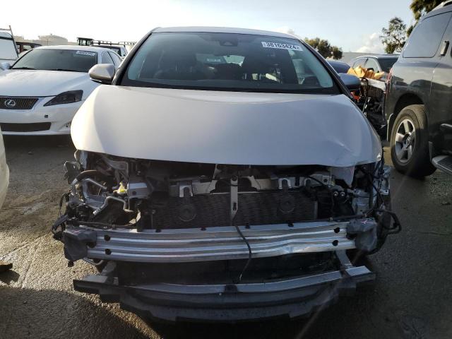 JTDKARFP6K3118196 - 2019 TOYOTA PRIUS PRIM 银色 照片 5