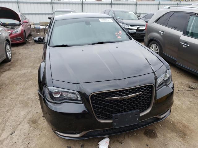 2C3CCABT6GH328938 - 2016 CHRYSLER 300 S BLACK photo 5