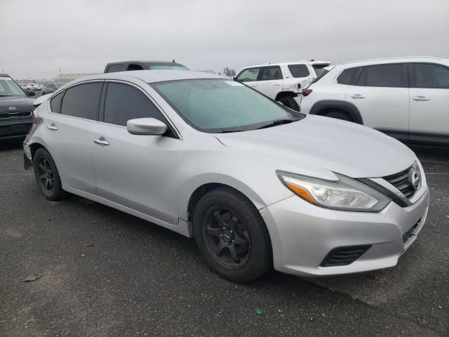 1N4AL3AP7GN324557 - 2016 NISSAN ALTIMA 2.5 SILVER photo 4