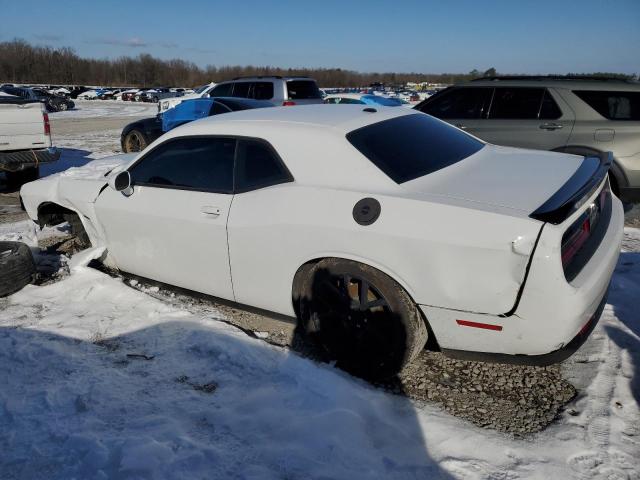 2C3CDZAGXJH302981 - 2018 DODGE CHALLENGER SXT WHITE photo 2