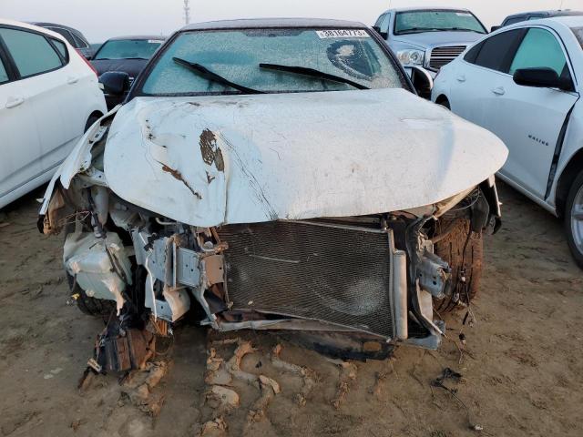 JTKJF5C7XGJ025400 - 2016 TOYOTA SCION TC WHITE photo 5