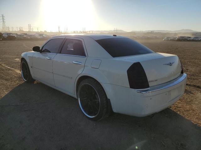 2C3LA63HX7H659065 - 2007 CHRYSLER 300C WHITE photo 2