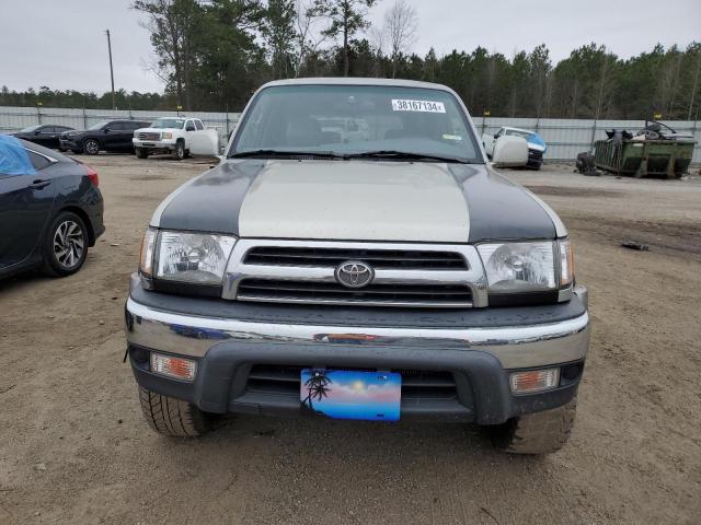 JT3GN86R6Y0170612 - 2000 TOYOTA 4RUNNER SR5 GRAY photo 5