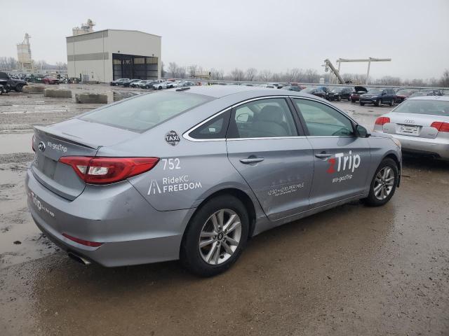 5NPE24AF3GH292928 - 2016 HYUNDAI SONATA SE SILVER photo 3