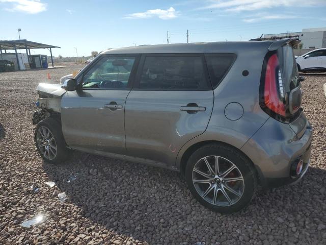 KNDJX3AA2J7575752 - 2018 KIA SOUL ! GRAY photo 2